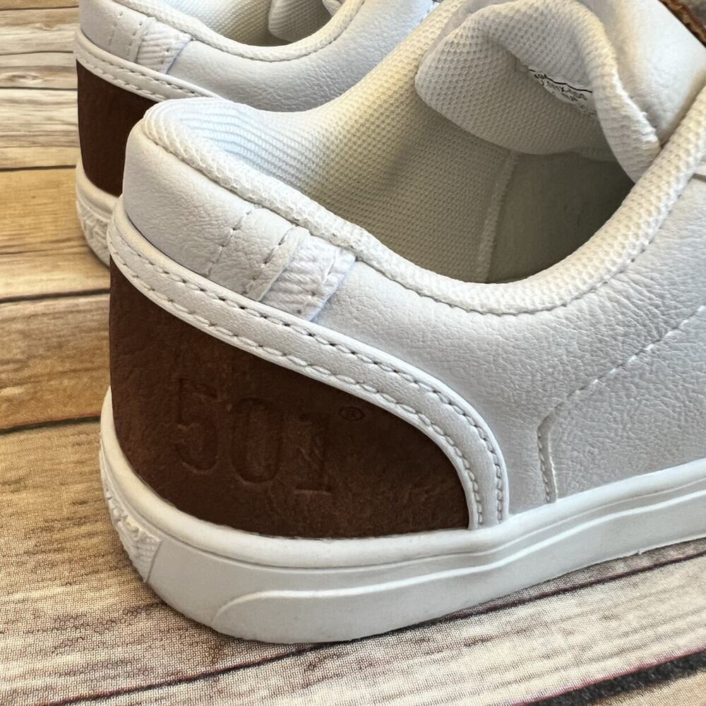 Levi's White Sneakers - Picture 3 of 9
